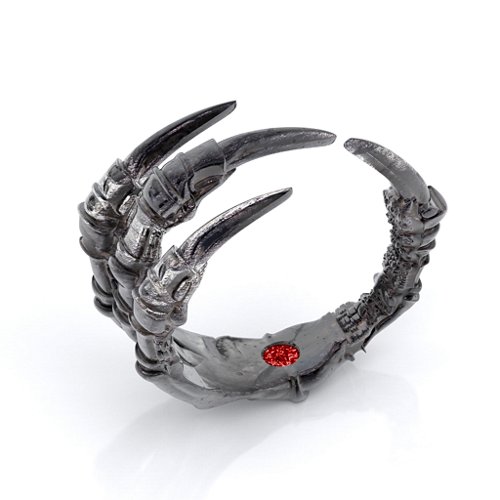 Carmilla - Claw Ring with Hidden Gemstone – Sterling Silver with Garnet