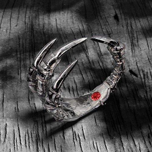 Carmilla - Claw Ring with Hidden Gemstone – Sterling Silver with Garnet
