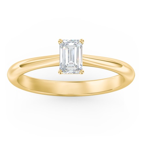 Classic Solitaire Engagement Ring – 9kt Yellow Gold
