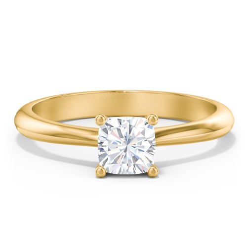 Classic Solitaire Engagement Ring – 9kt Yellow Gold
