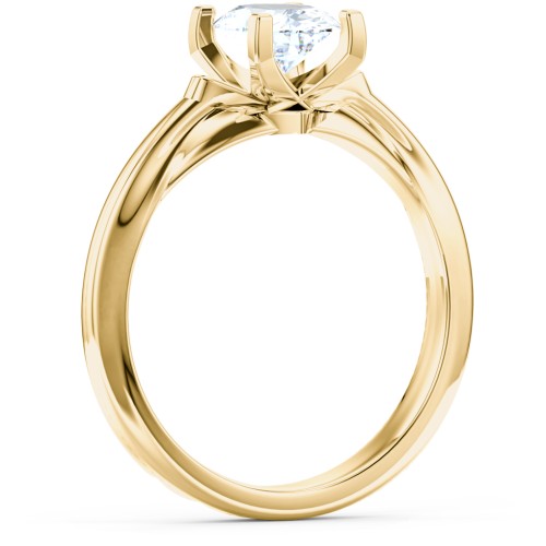 Solitaire Engagement Ring with Peaked Shoulders – 9kt Yellow Gold