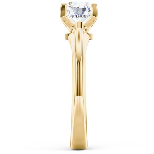 Solitaire Engagement Ring with Peaked Shoulders – 9kt Yellow Gold