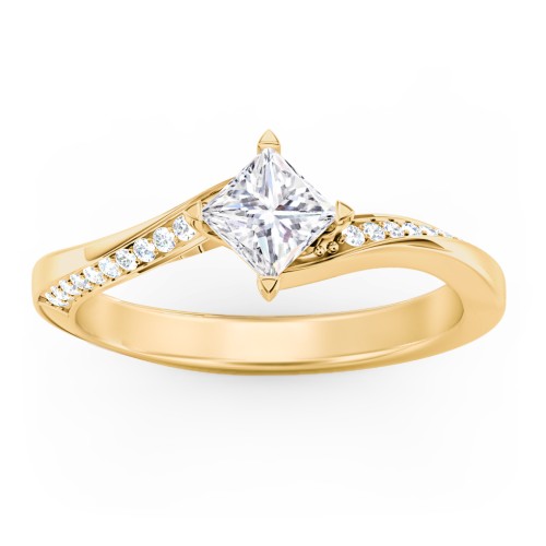 Solitaire Engagement Ring with Twisted Shoulder Accents