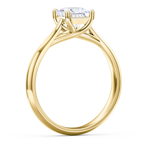 Classic Solitaire Engagement Ring – 9kt Yellow Gold