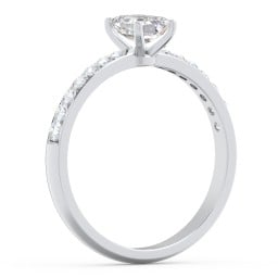 Engagement Ring with Graduated Side Stones