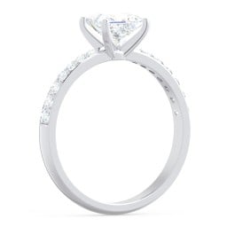 Engagement Ring with Graduated Side Stones