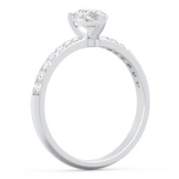 Engagement Ring with Graduated Side Stones