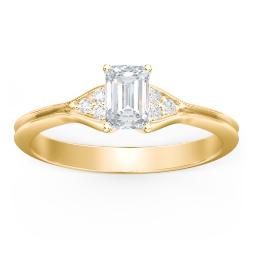 Diamond Engagement Ring with Cluster Side Accents – 9kt Yellow Gold with Diamond
