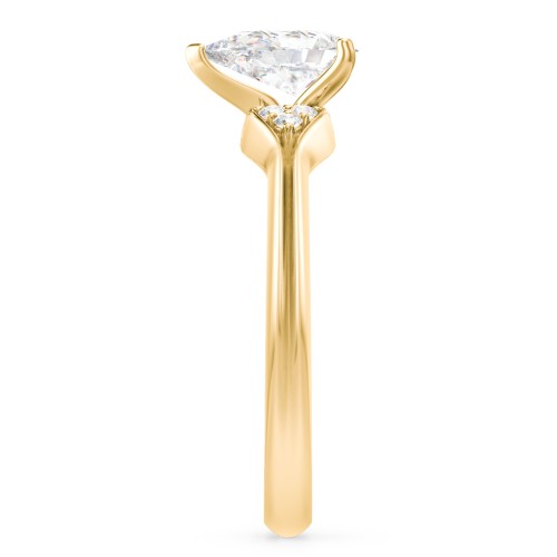Diamond Engagement Ring with Cluster Side Accents – 9kt Yellow Gold with Diamond