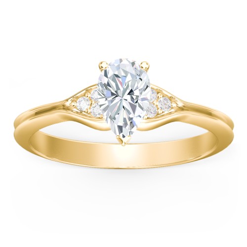 Diamond Engagement Ring with Cluster Side Accents – 9kt Yellow Gold with Diamond