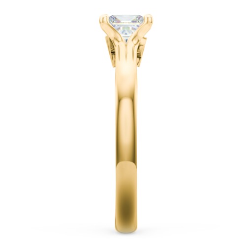 Solitaire Diamond Engagement Ring with Personalised Initials – 9kt Yellow Gold