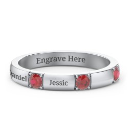 Elegant Three Gemstone Ring in 925 Sterling Silver with Garnet
