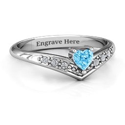 V-Accented Heart Ring