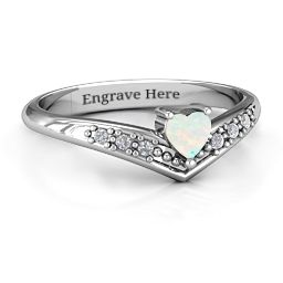 V-Accented Heart Ring in 925 Sterling Silver with Opal