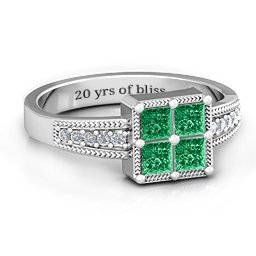 Vintage Princess Cut Ring with Shoulder Accents in 925 Sterling Silver with Emerald