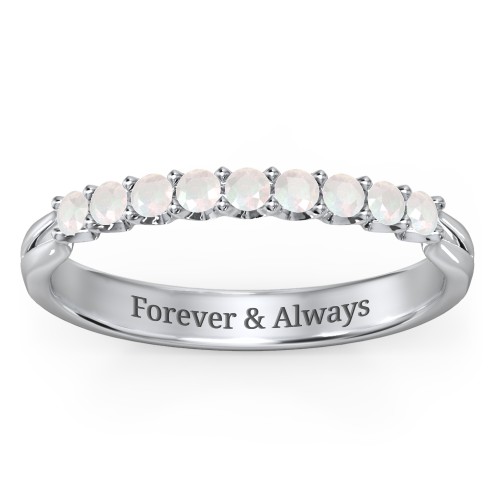 Glimmering Love Ring – 9kt White Gold with Opal