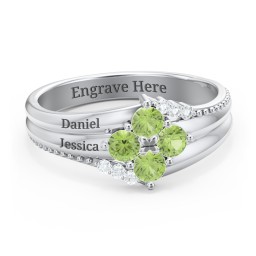 Engravable Triple Band Gemstone
Ring with Accents in 925 Sterling Silver with Peridot and White Premium Zirconia