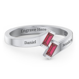 Engravable Slanted Baguette Ring in 925 Sterling Silver with Garnet