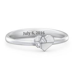 Heart Shaped Ring with Bow – 9kt Yellow Gold