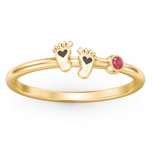 Dainty Baby Feet Ring with Birthstone – 9kt Yellow Gold with Garnet
