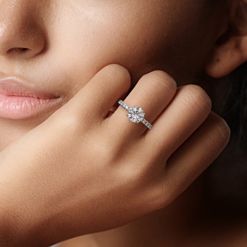 2 ct. (8mm) Moissanite Engagement Ring With 2mm Side Stones – 9kt Yellow Gold with Moissanite and Lab Diamond