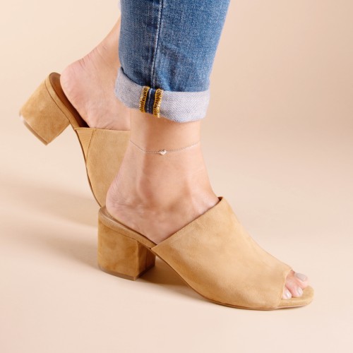 Classic Heart Anklet