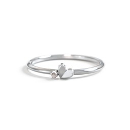 Dainty Folded Heart Ring with Accent