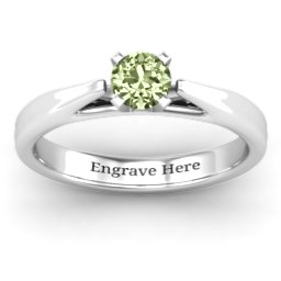 Ski Tip Solitaire Ring in 925 Sterling Silver with Peridot